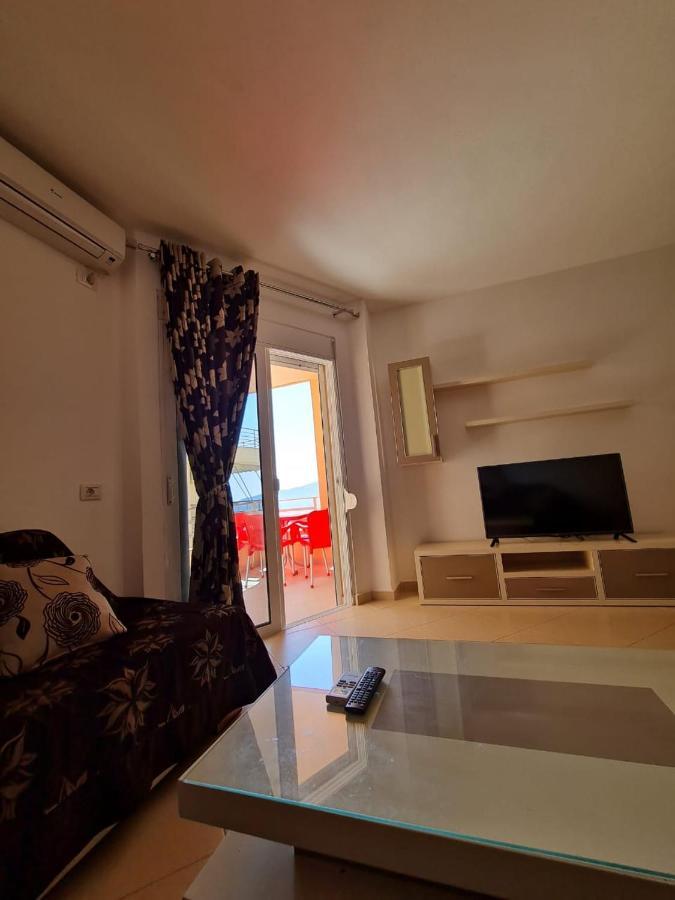 Meltin Apartments Sarandë Eksteriør bilde