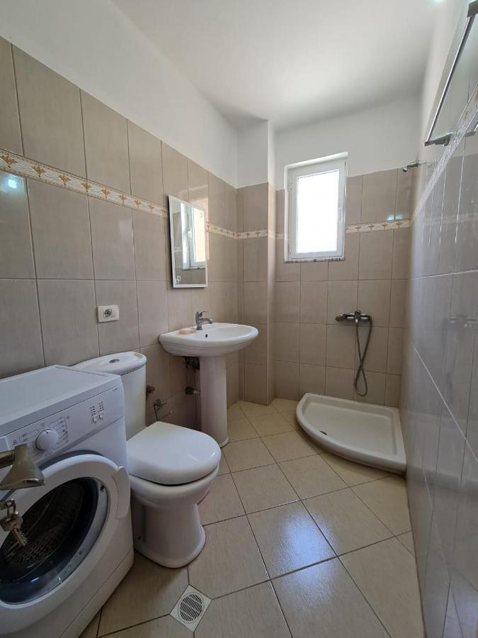 Meltin Apartments Sarandë Eksteriør bilde