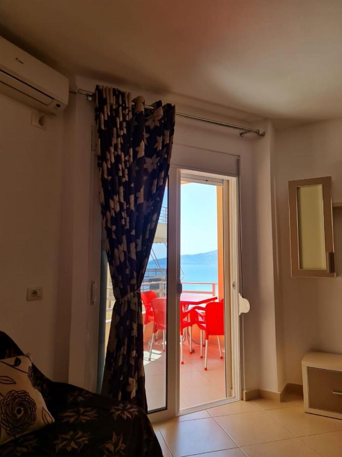 Meltin Apartments Sarandë Eksteriør bilde